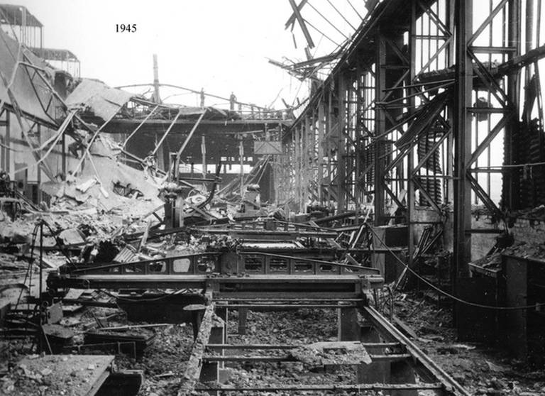 Zerstörte Werkshalle